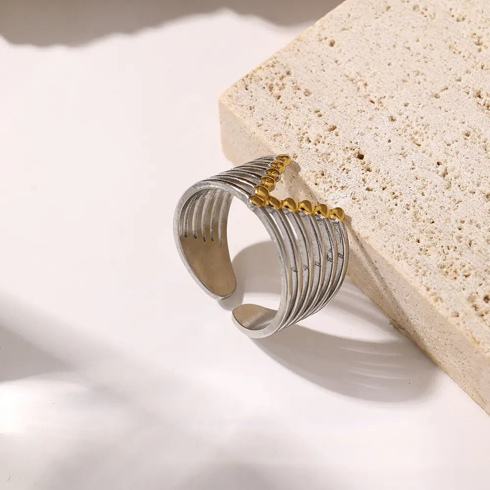 New Stainless Steel V shape Two Tone Opening Ring   EJ25R01228GS