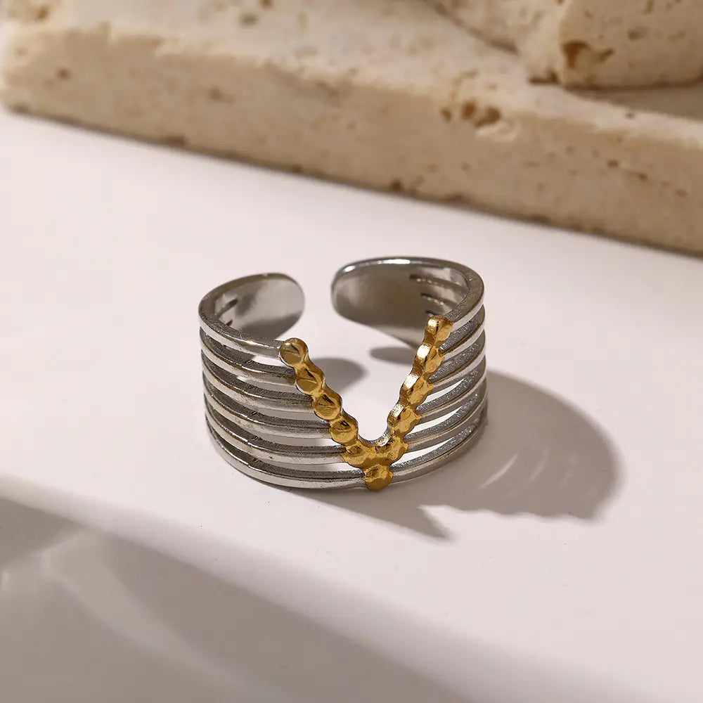 New Stainless Steel V shape Two Tone Opening Ring   EJ25R01228GS