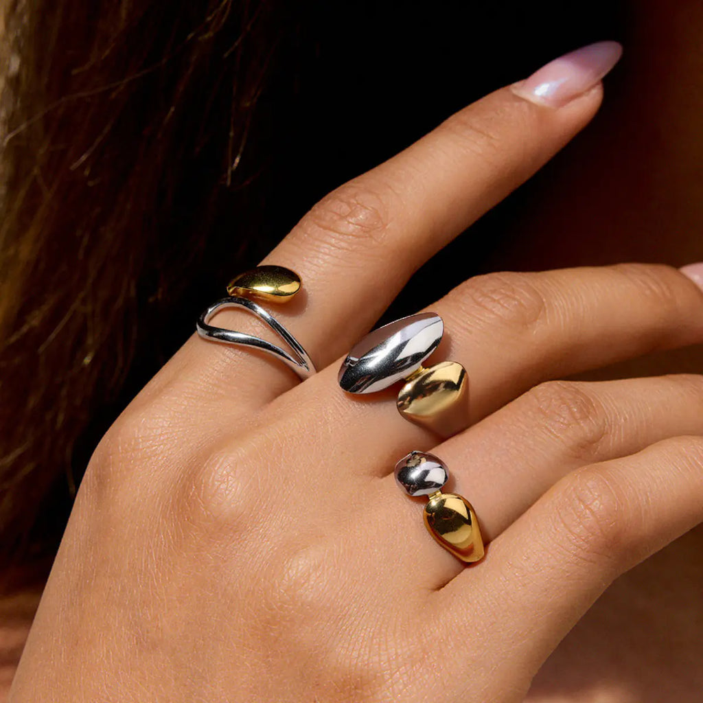 Two-Tone Double Point Design Stainless Steel Ring    EJ25R01452GS