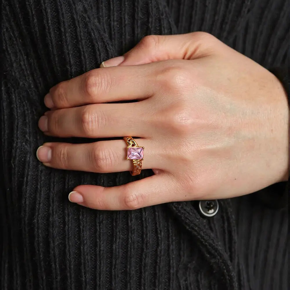 Pink Zircon Ring Adjustable   EJ25R01363G