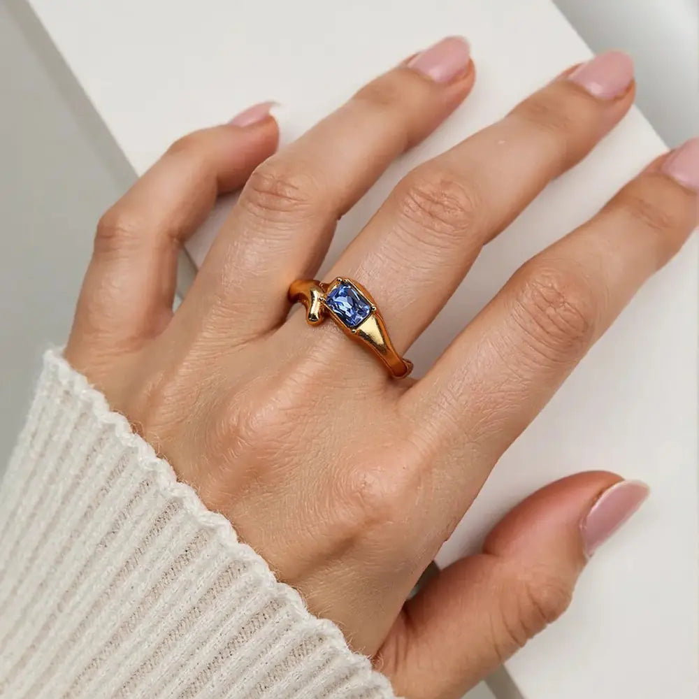 Blue Zircon Open-style Ring  EJ25R01361G