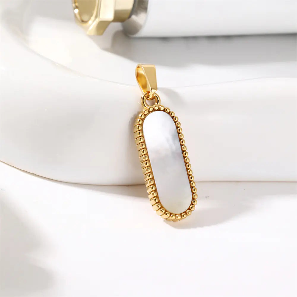 Bar-shaped Seashell Pendant  EJ25N06651G