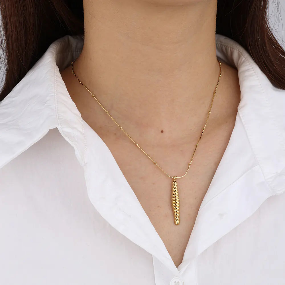 Chocker Necklace    EJ25N06368G