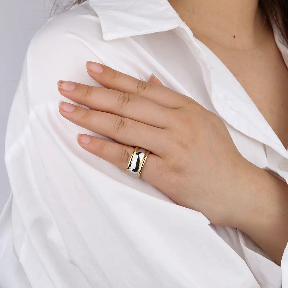 Two-Color Ring  EJ25R01270GS