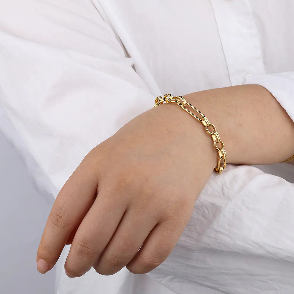 Gold Stainless Steel Circle Bracelet   EJ25B02839G