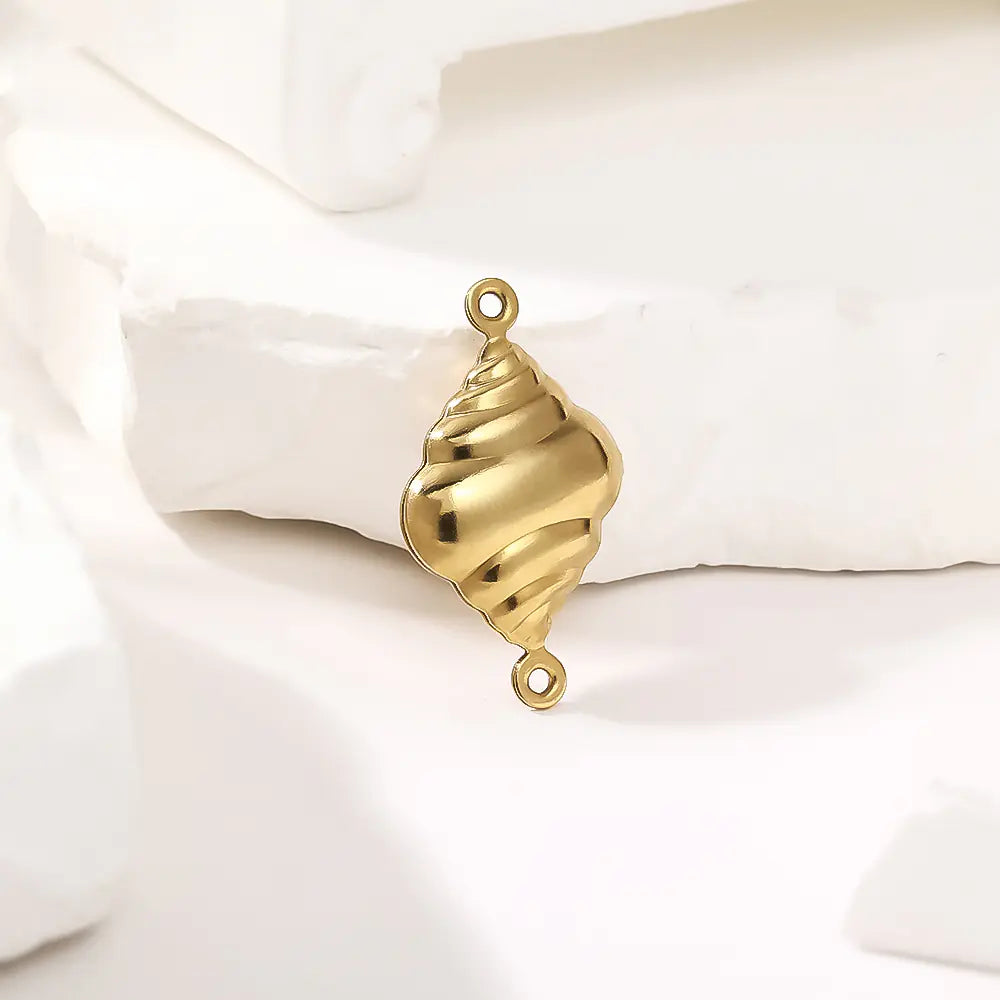 Hollow Conch Design Pendant    EJ25N06553G