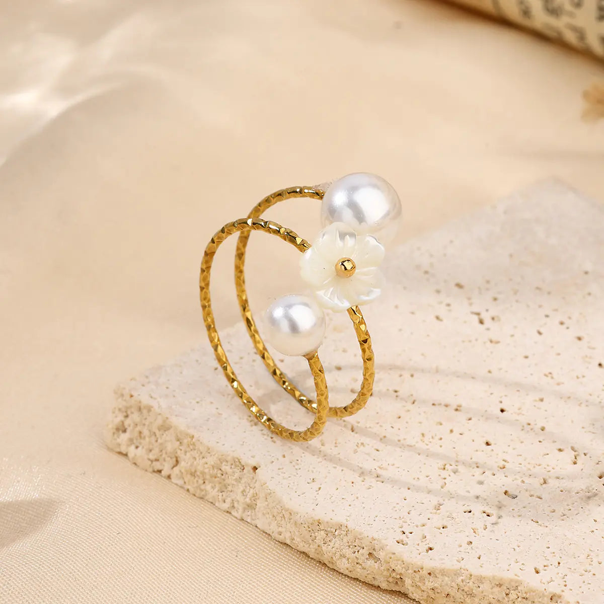 Shell Flower Pearl Open Ring    EJR01118G