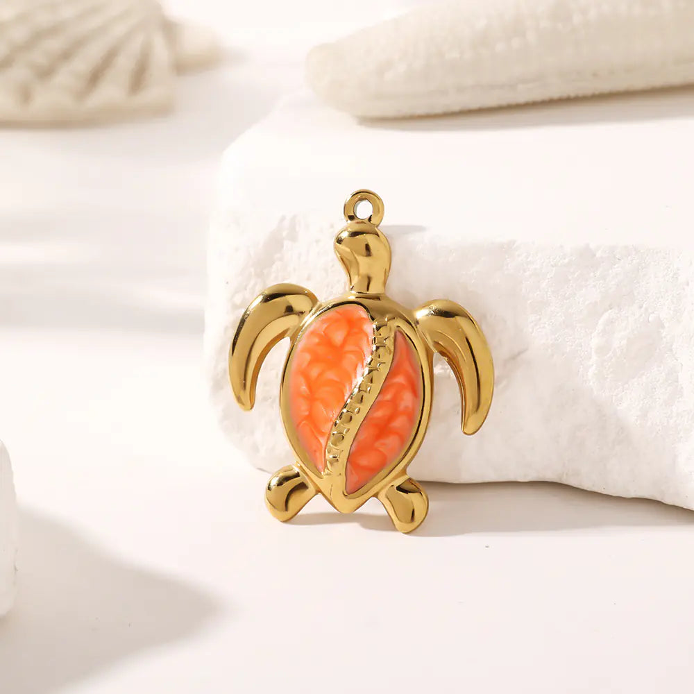 Shining Enamel Sea Turtle Pendant    EJ25N06466G