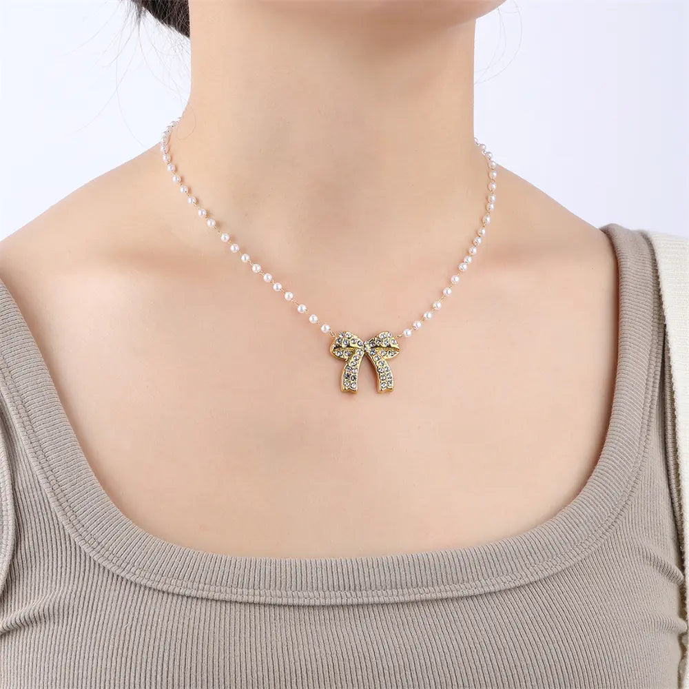 White Rhinestones Bow Design Necklace    EJN06048G