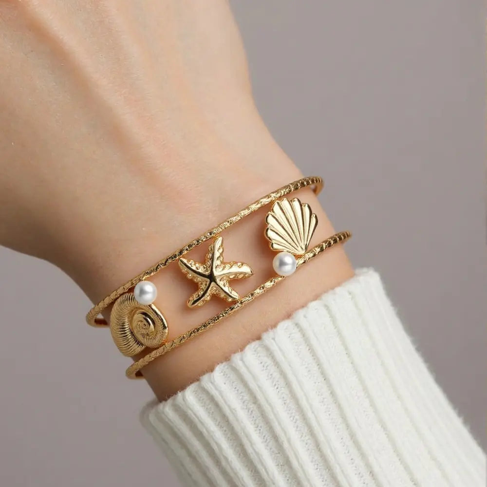 Stainless Steel Gold Plated Ocean Series Lady Bracelet     EJ25B02891G