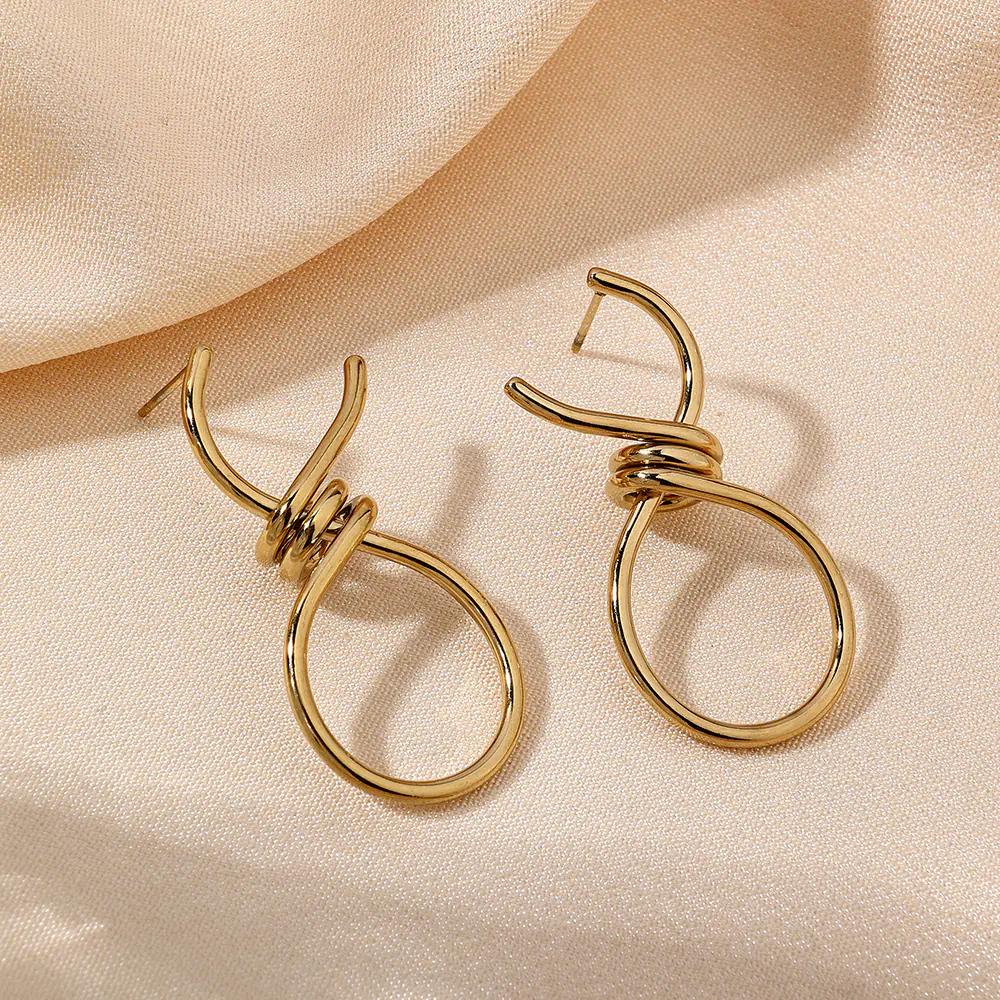 Simple Style Twisted LineDesign Stainless Steel Earring EJE01781