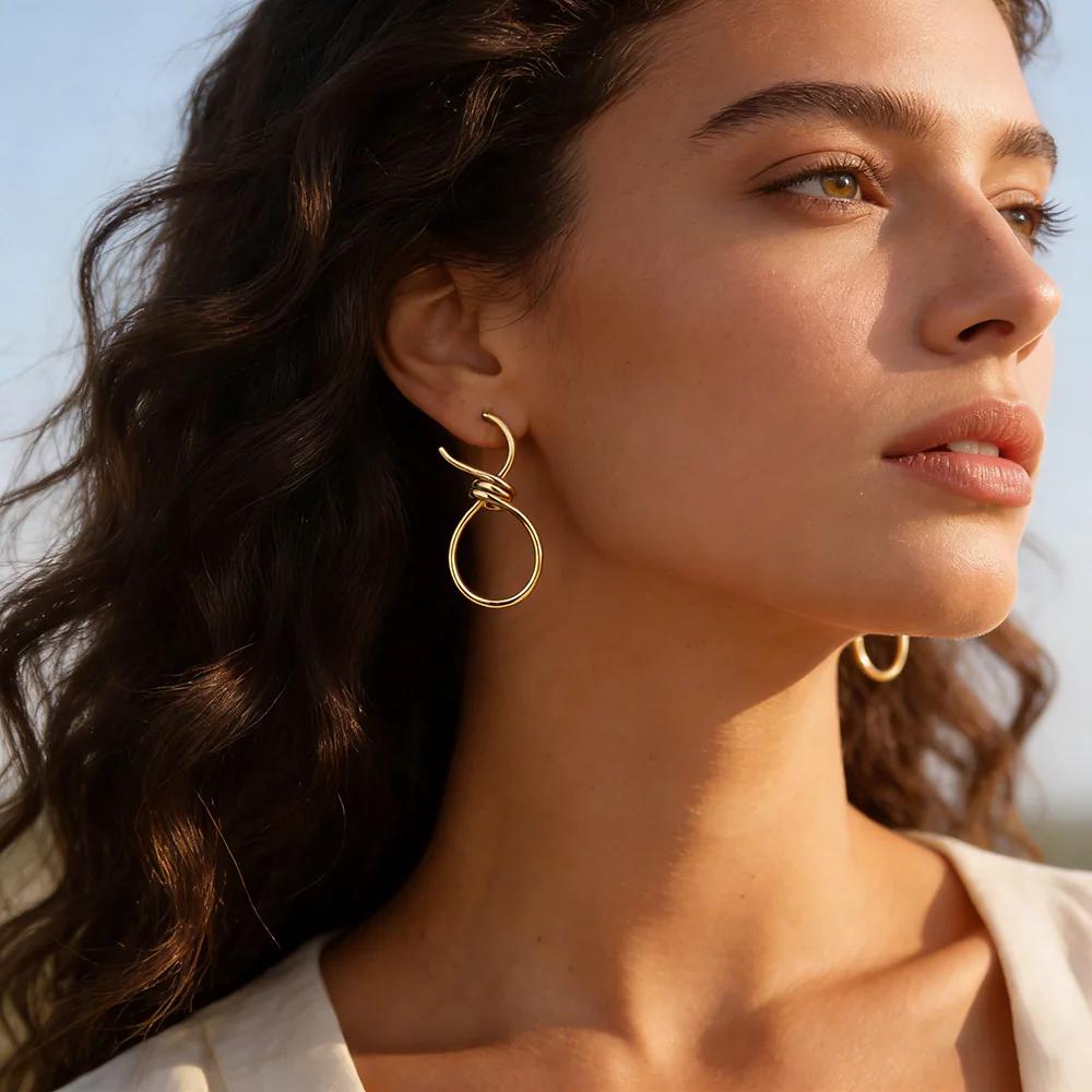 Simple Style Twisted LineDesign Stainless Steel Earring EJE01781