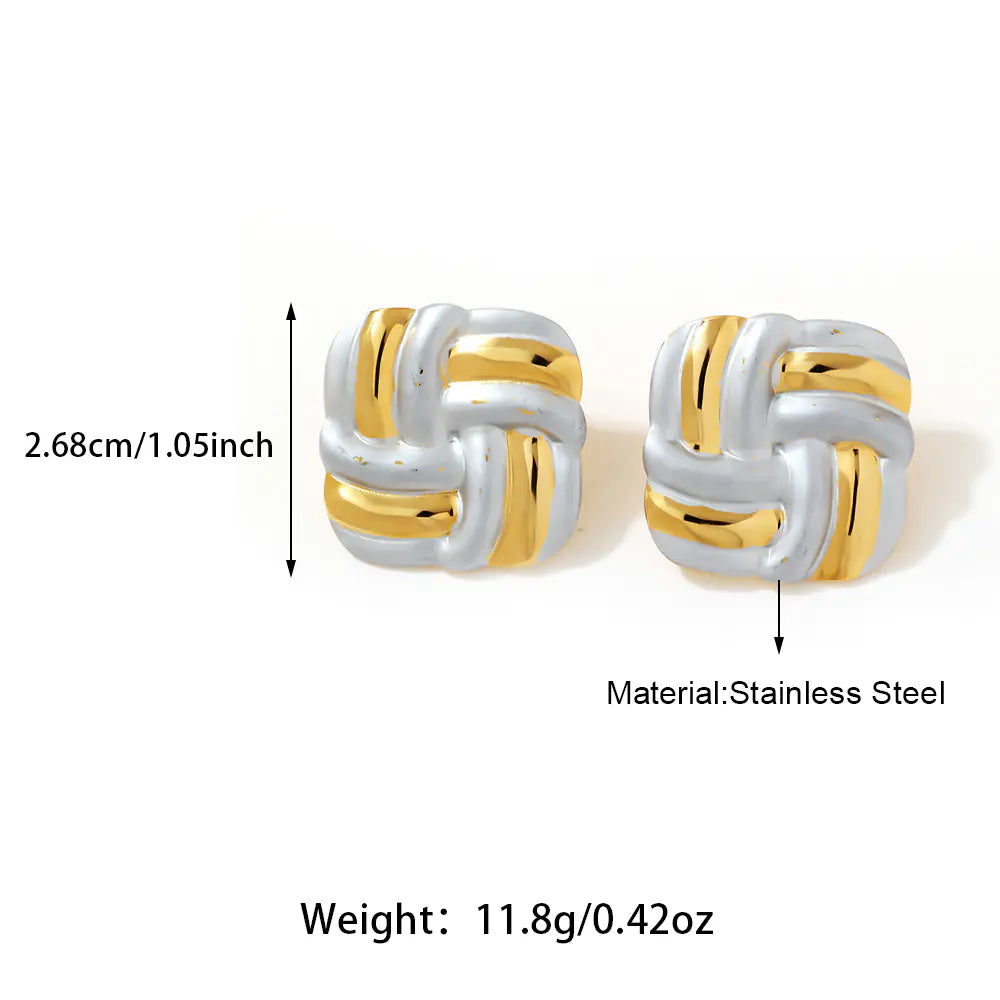 Square Patten Two Tone Stud Earrings      EJ25E01458